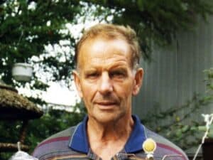 Elfstedentochtwinnaar Jan W. van der Hoorn overleden (93)